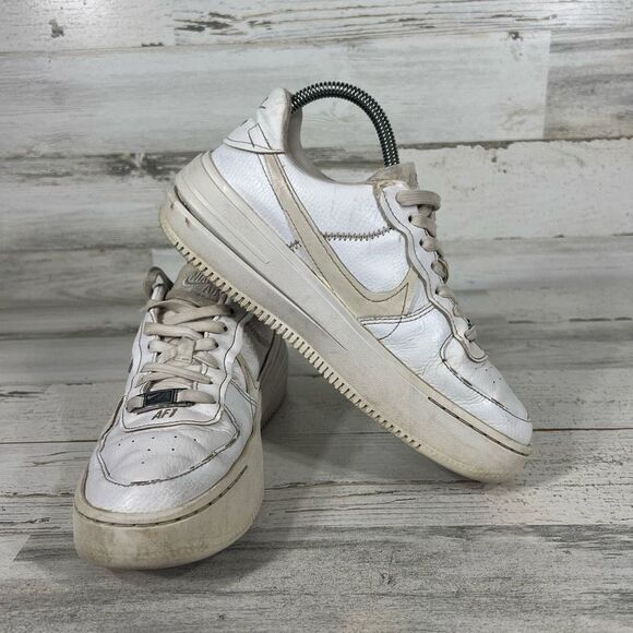 Nike‎ Womens Air Force One Platform Sneaker Athletic Shoes Triple White Size 7 - Picture 6 of 8